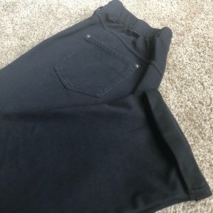 🖤Black Capri jeggings